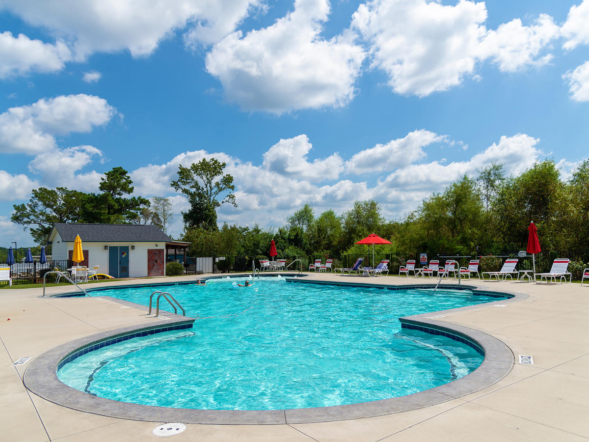 Raleigh Oaks RV Resort & Cottages