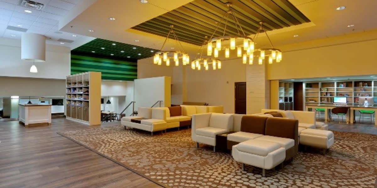 Holiday Inn Scranton East-Dunmore