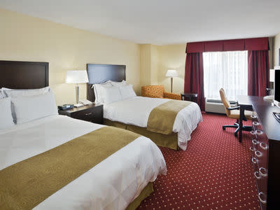 hotels in lansing mi with whirlpool in room
