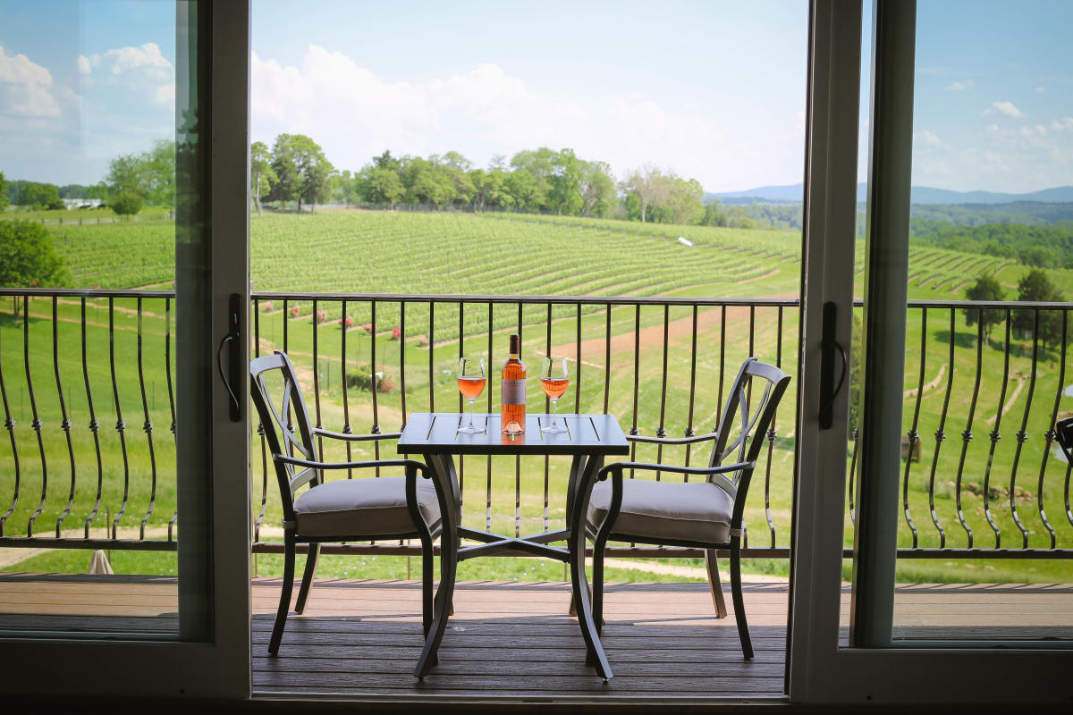 Stone Tower Winery Leesburg, VA 20175