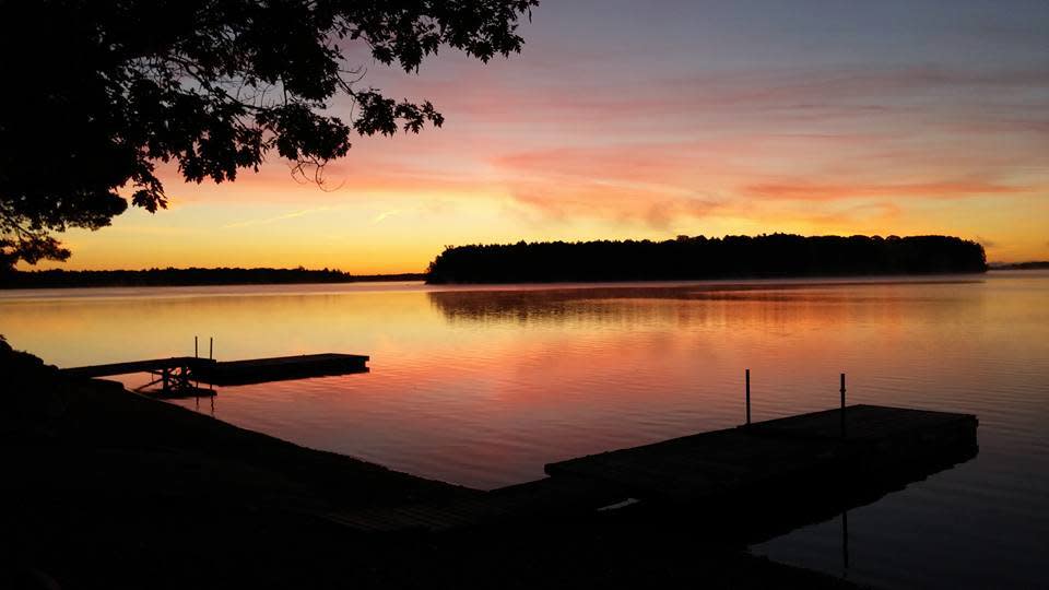 Shoreline Camps Grand Lake Stream, ME 04637