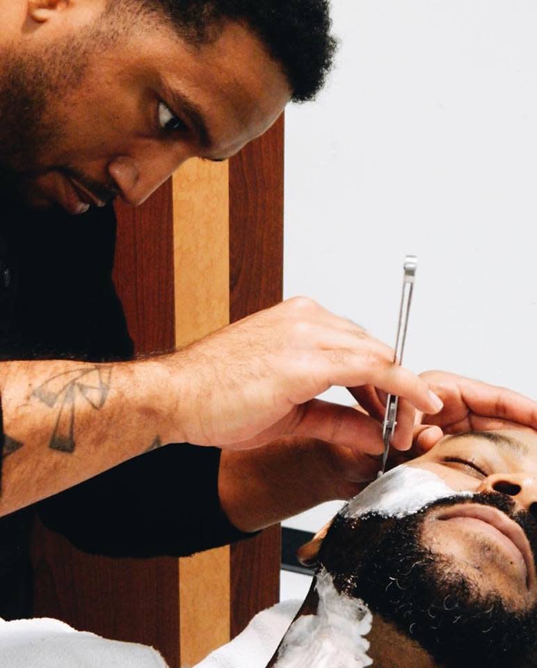 18 8 fine men's salons - elm grove