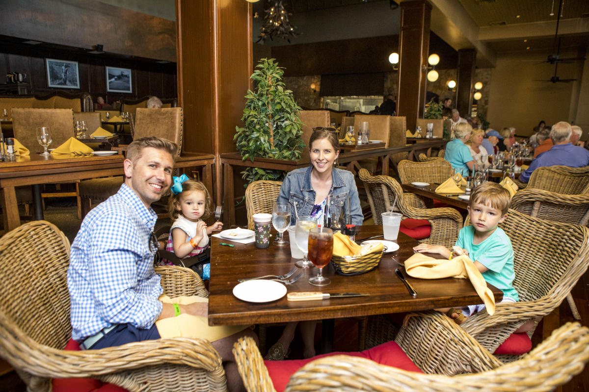 Greg Normans Australian Grill Christmas 2022 Greg Norman Australian Grille | North Myrtle Beach, Sc 29582:5383