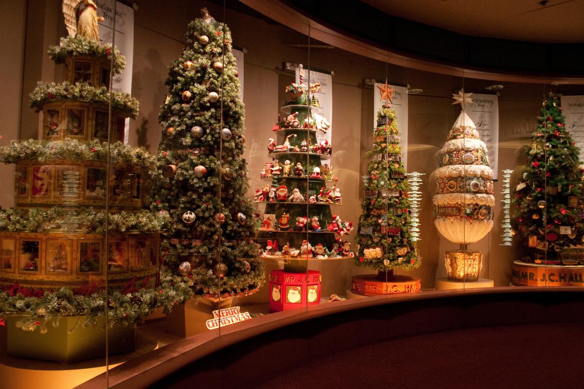 Hallmark Visitors Center Kansas City Mo 64108