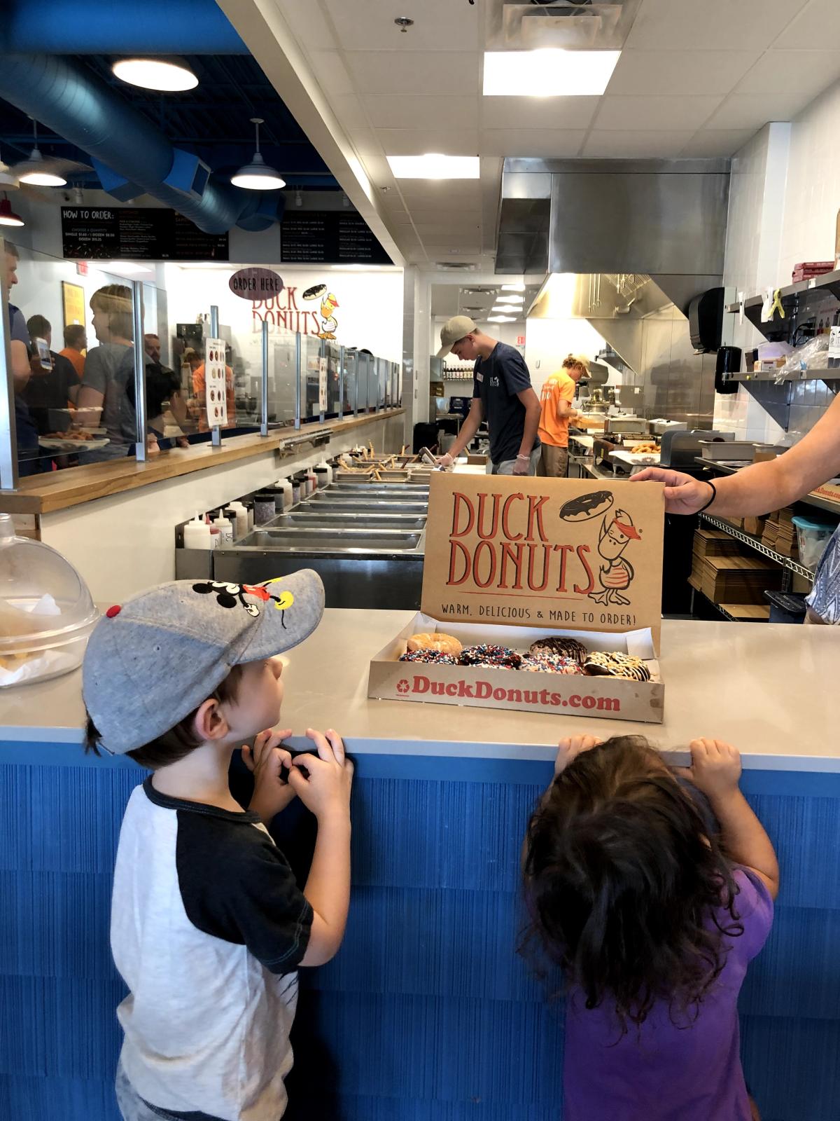 Duck Donuts Leawood Ks 66206