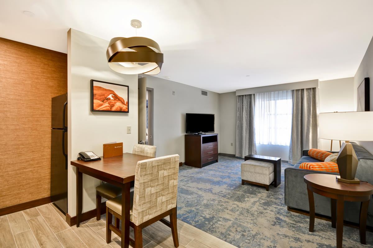 Homewood Suites by Hilton - Palm Desert