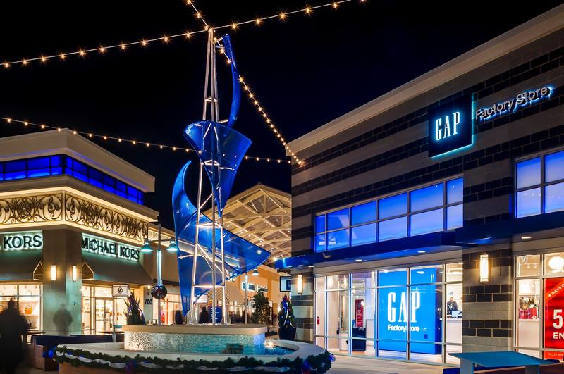 old navy at tanger outlet mall