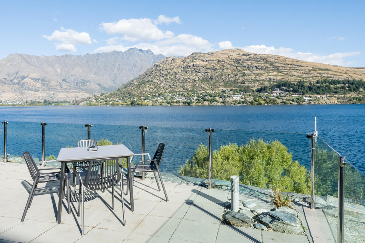 Lakefront Villas in Queenstown Official Queenstown site