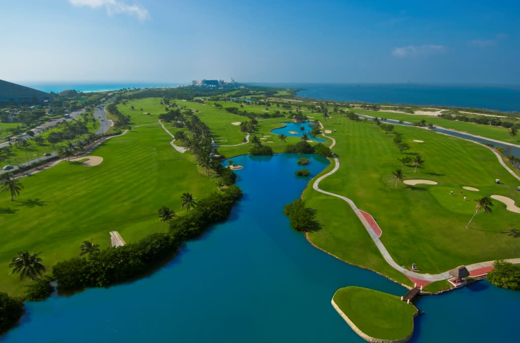 Iberostar Cancún Golf Club | Cancún, QR 77500
