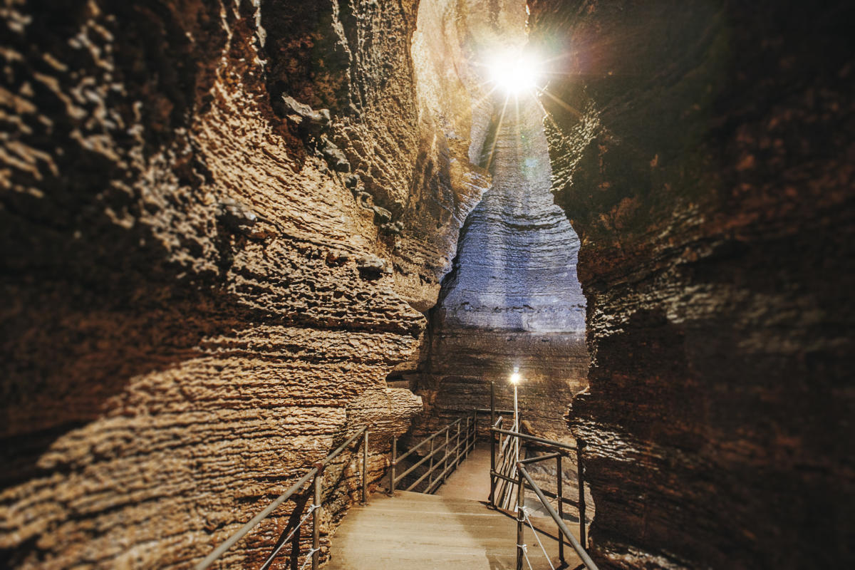 Niagara Cave Harmony, MN 55939