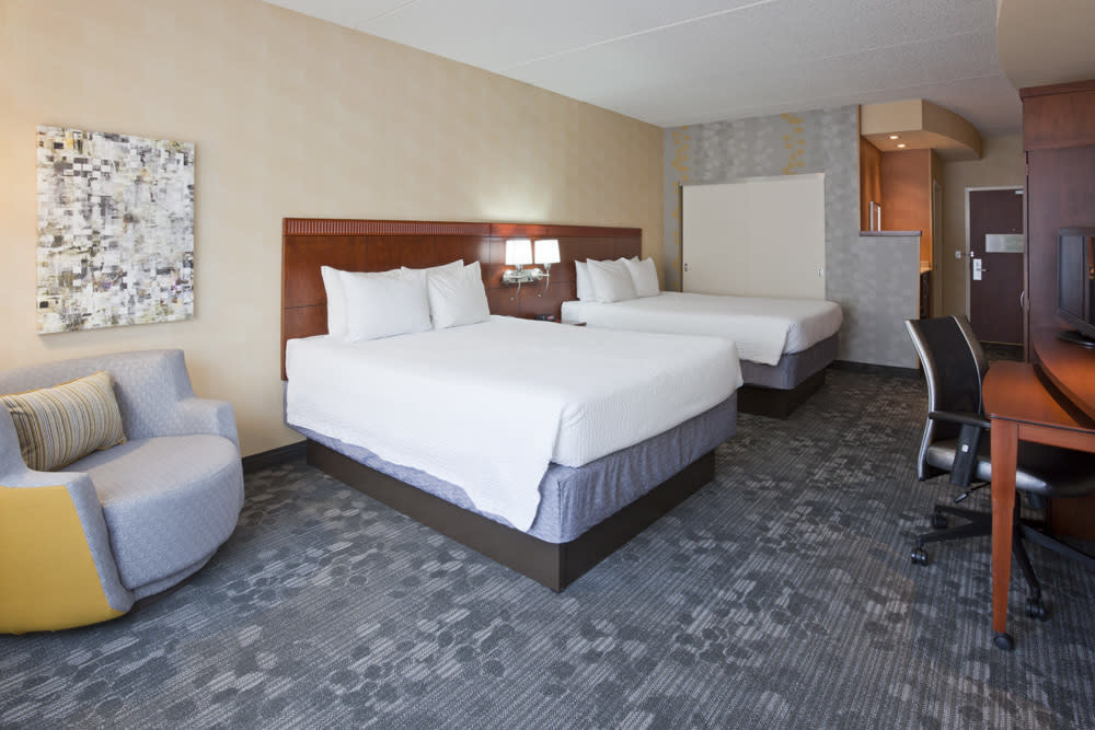 Courtyard By Marriott Rochester Saint Marys Rochester
