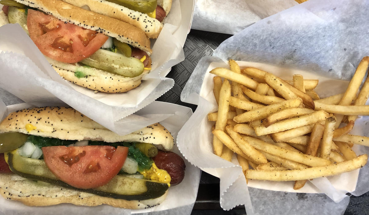 Mike S Chicago Hot Dogs Sandy Springs Ga 30328