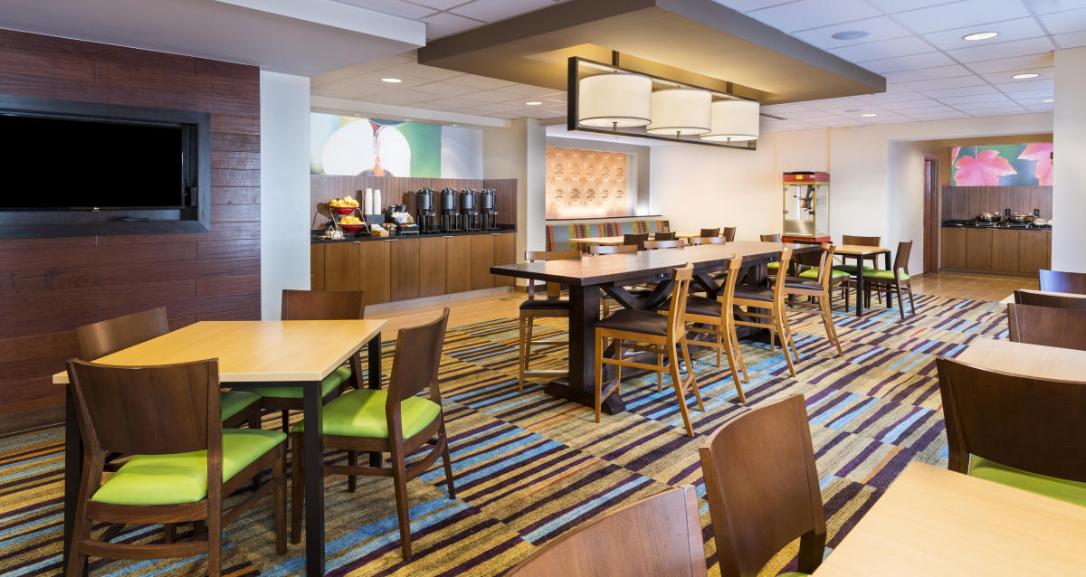 Fairfield Inn Suites Atlanta Perimeter Center Sandy Springs