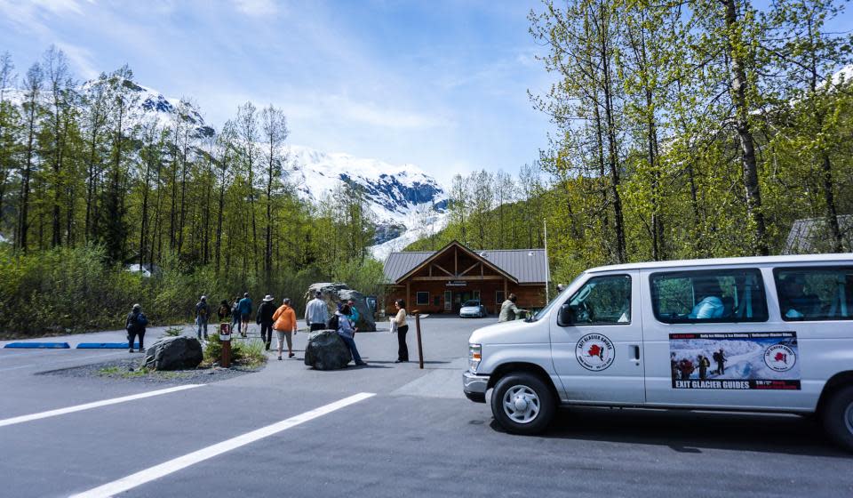 Exit Glacier Guides