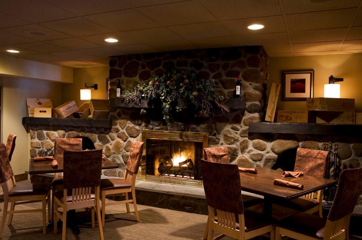 Sonoma Bistro and WineBar North Kingstown, RI 02852