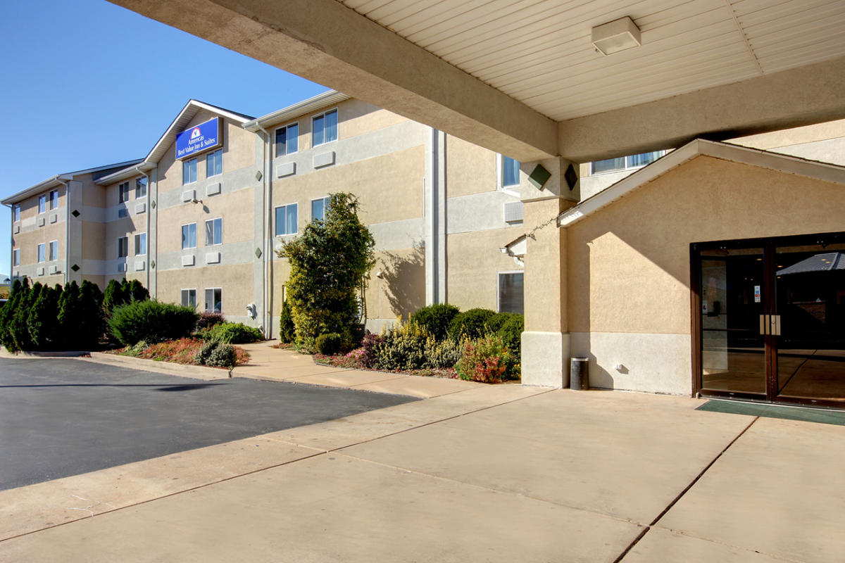 Americas Best Value Inn Suites Saint Charles Mo 63301