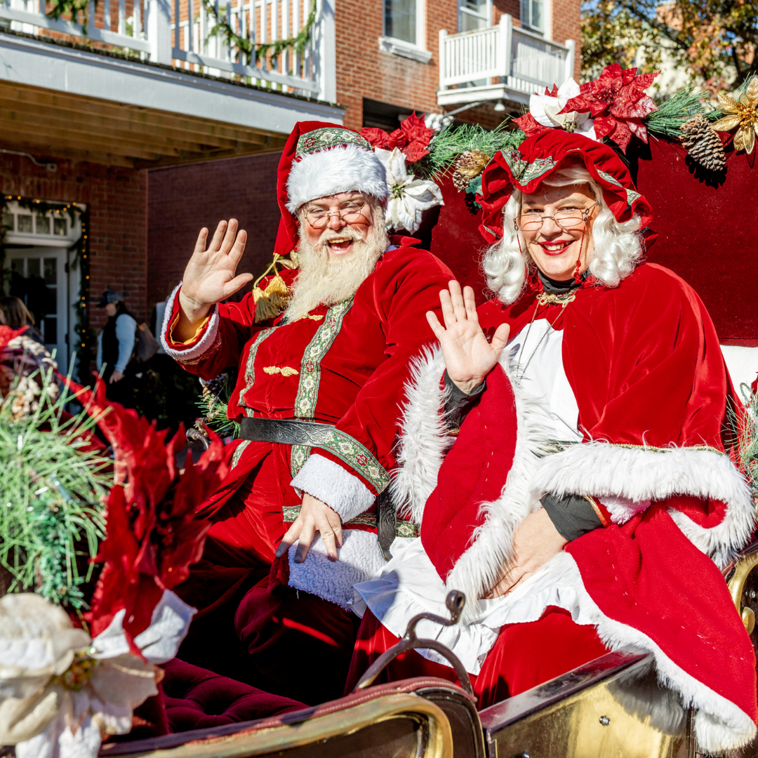 St Charles Christmas Parade 2022 Christmas Traditions®