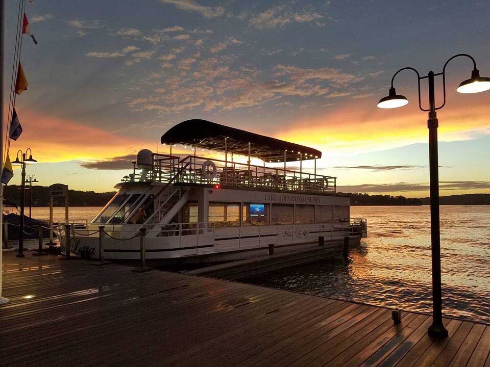 boat cruise lake hopatcong