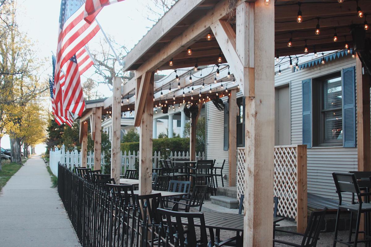 Hotel Frankfort Restaurant Frankfort, MI 49635