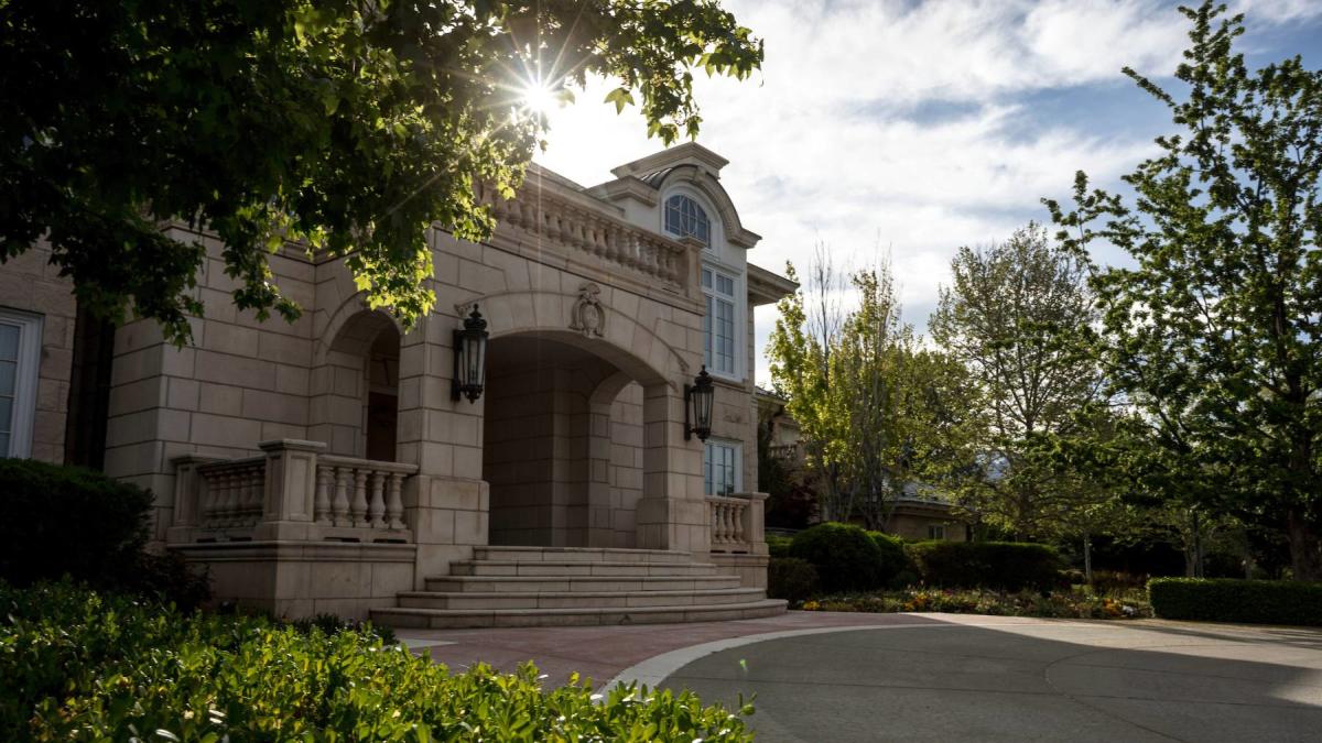 UVU Museum of Art at Lakemount