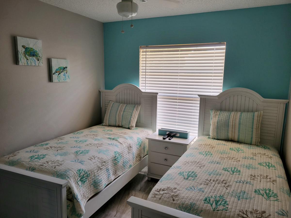 Paradise Rentals and Property Management Group LLC in BRADENTON VISIT