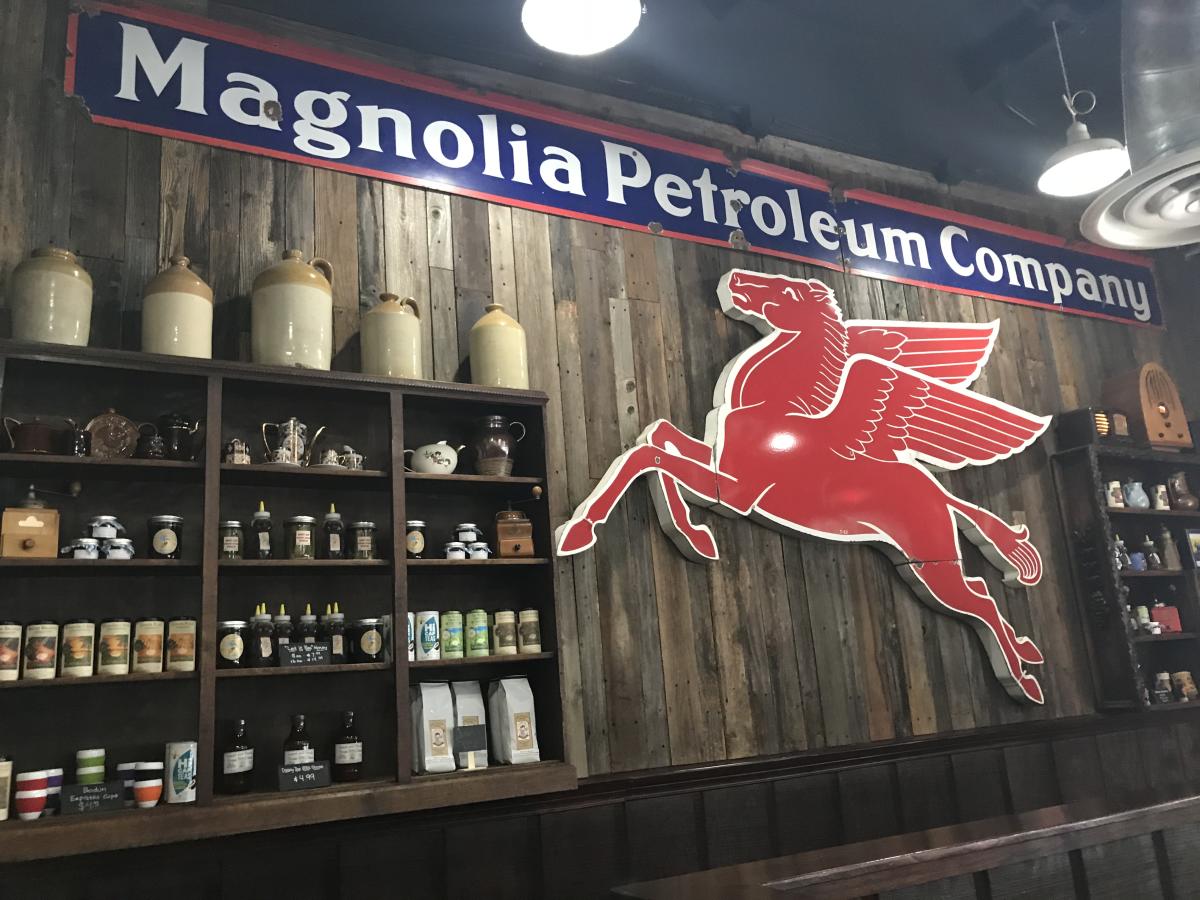 Dosey Doe Breakfast & BBQ Whiskey Bar