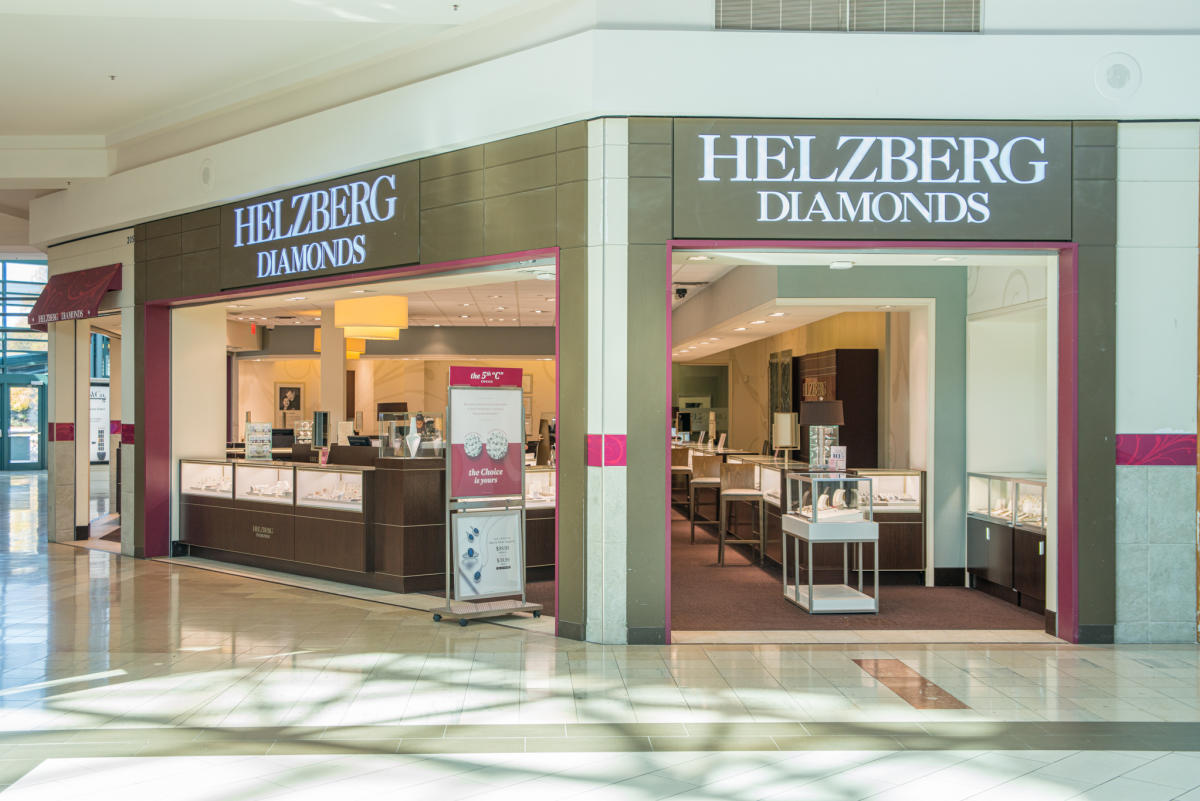 Helzberg towne east top