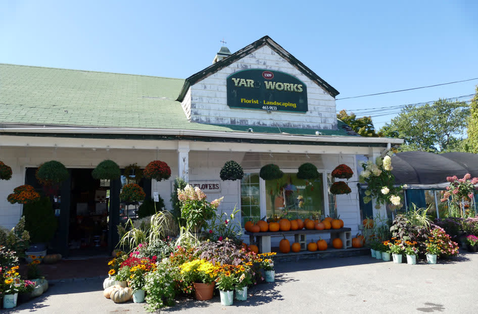 YARD WORKS GARDEN CENTER