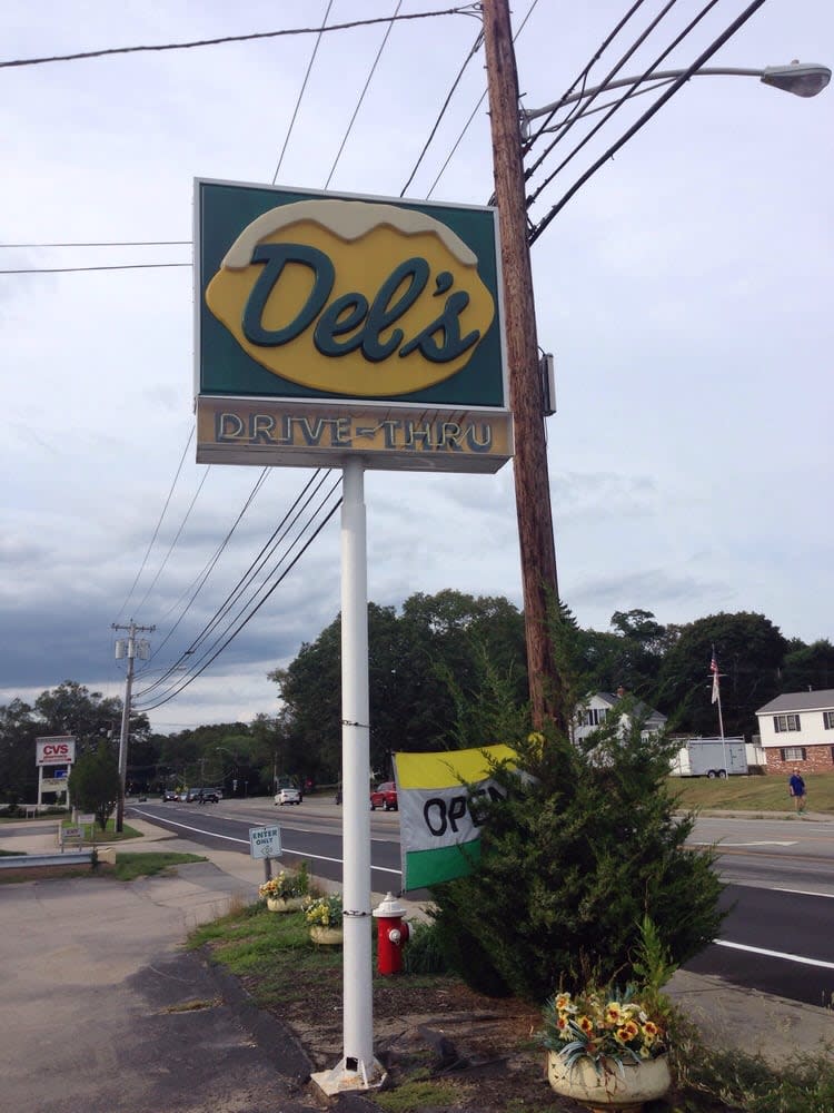 Del's Lemonade North Kingstown, RI 028521831