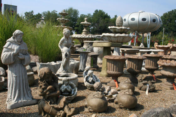 Linton's Enchanted Gardens | Elkhart, IN 46516