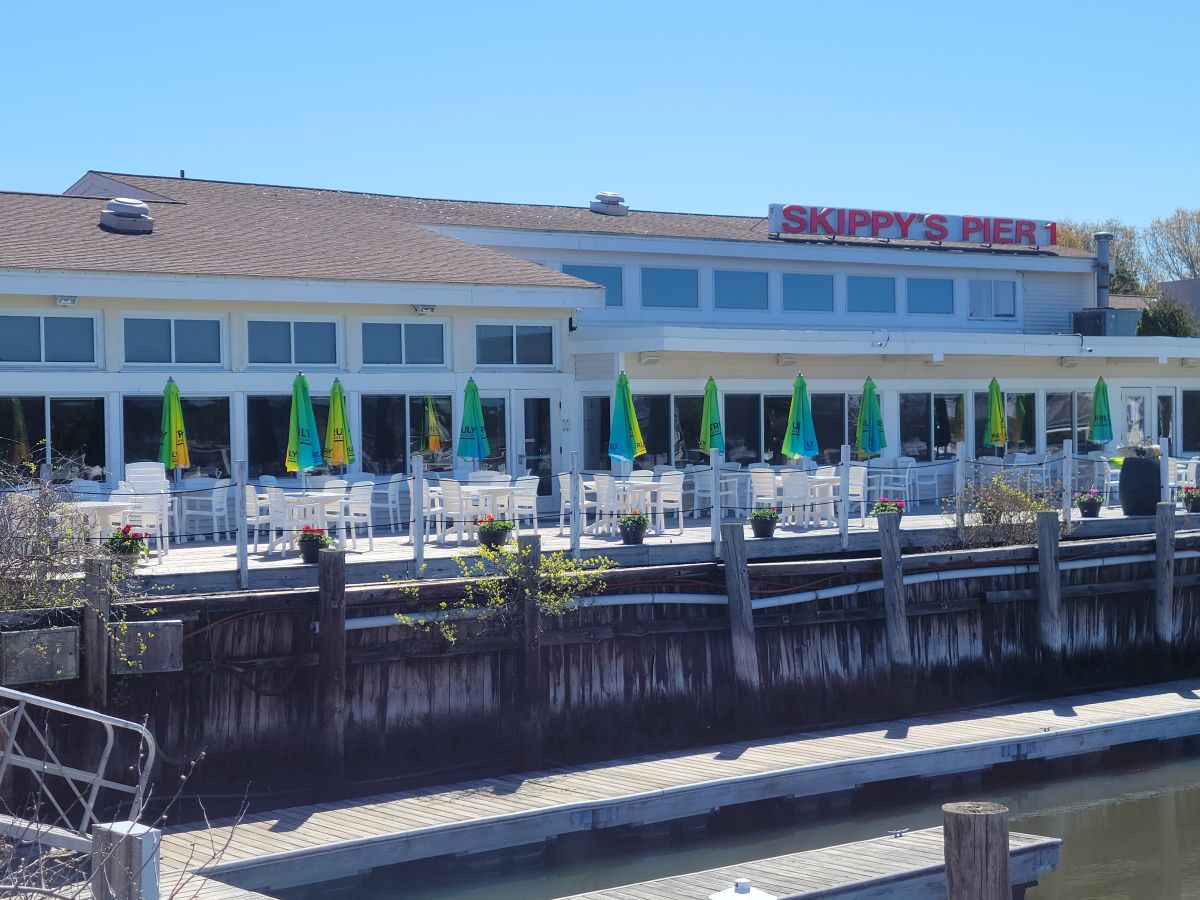 Skippy's Pier One
