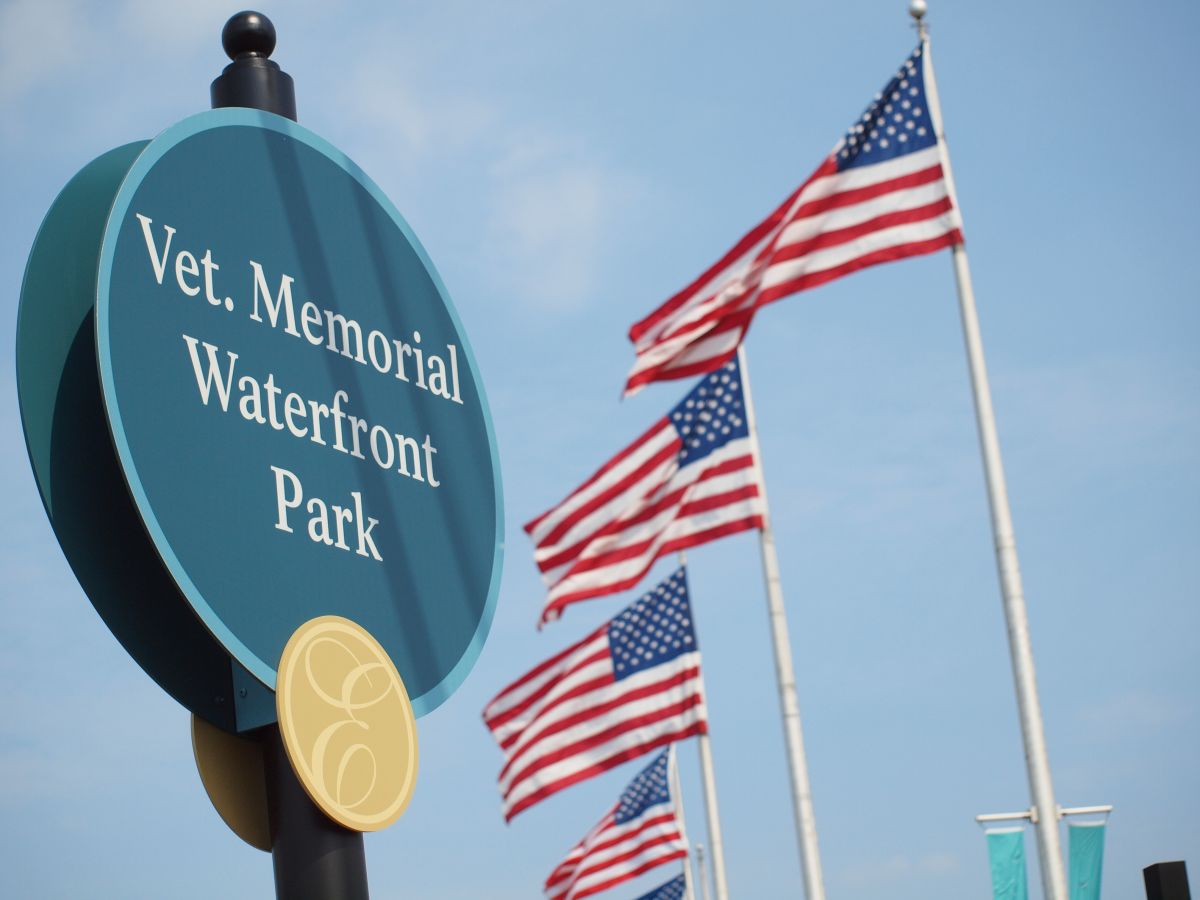 Veteran's Memorial Waterfront Park Elizabeth, NJ 07206