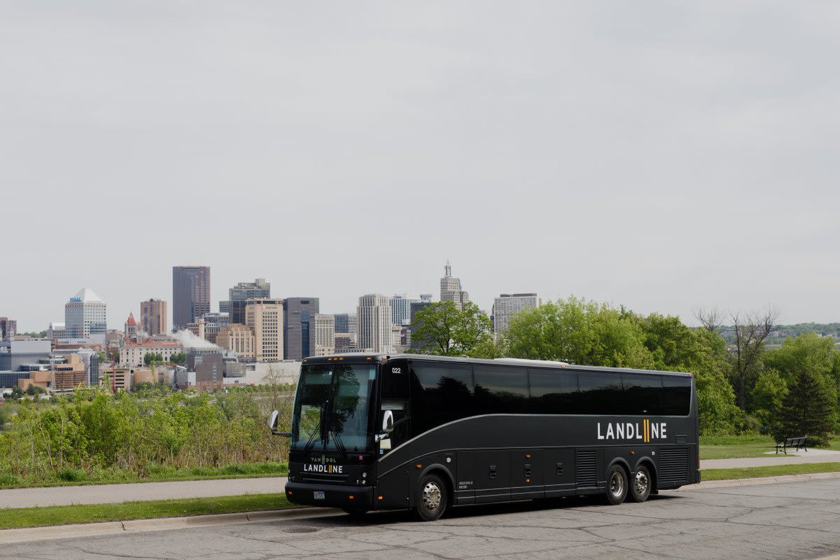 Landline DIA Shuttle