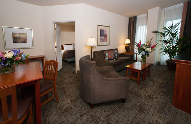 staybridge suites french quarter