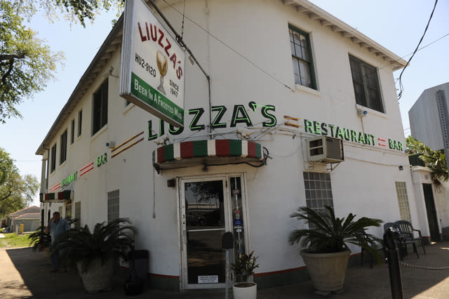 Liuzza's Restaurant And Bar