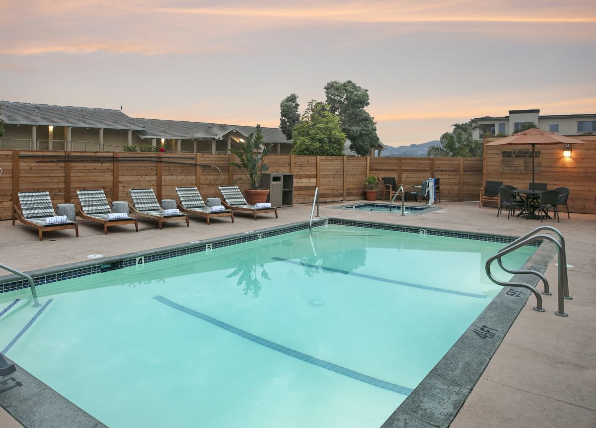 Spyglass Inn | Pismo Beach, CA 93449