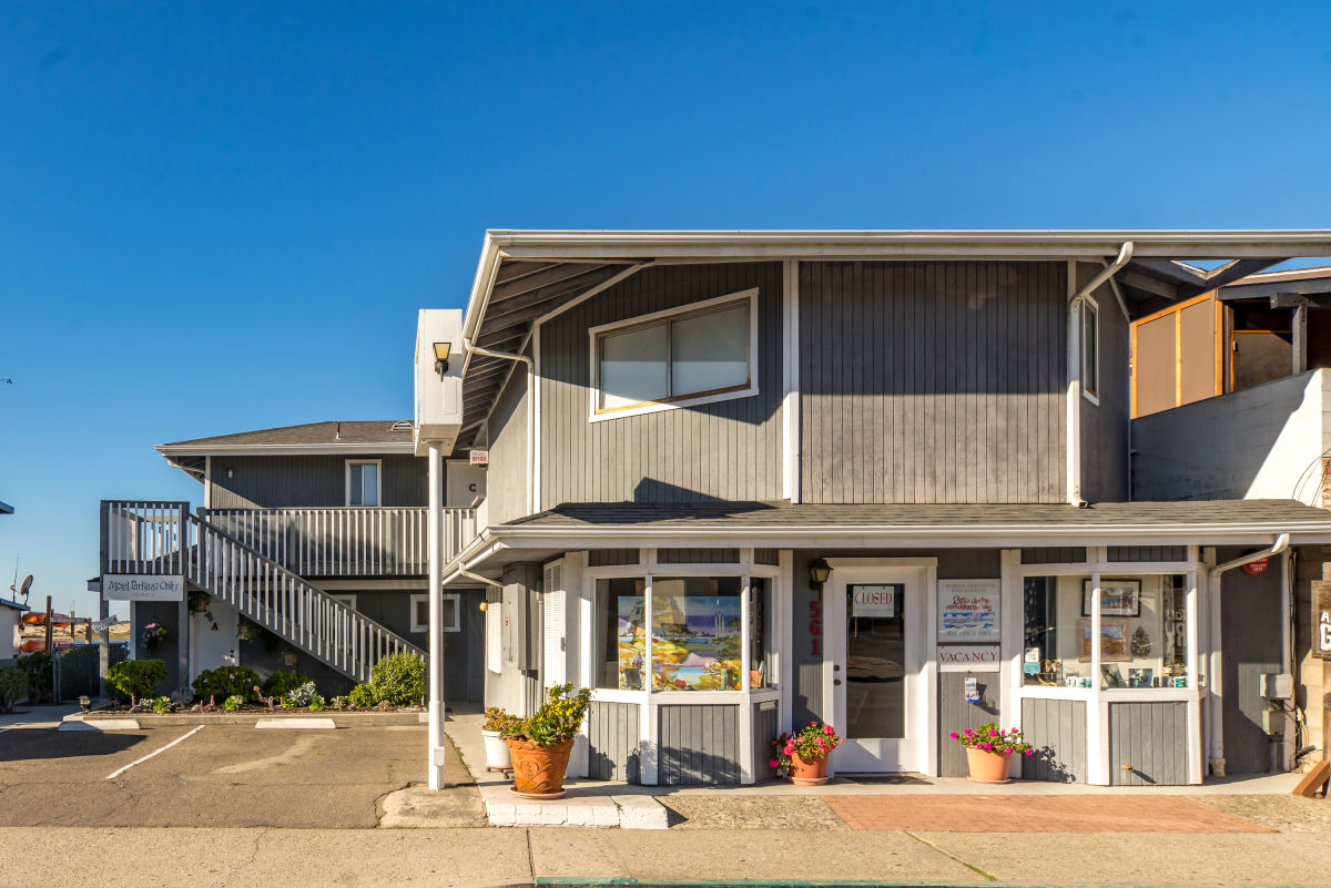 Gray's Inn & Art Gallery Morro Bay, CA 93442