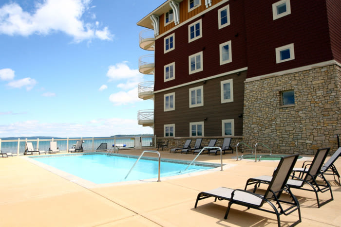 Traverse City Condo Rentals Traverse City Mi 49686