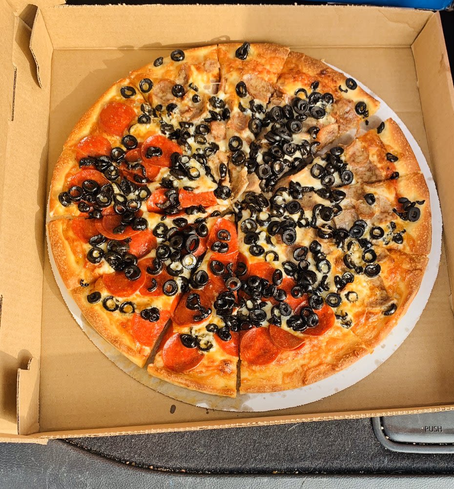 House of Pizza Pawtucket, RI 02860