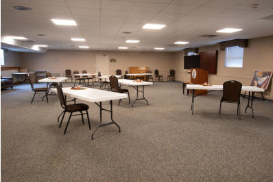 Meeting Space, Albert Leis Room