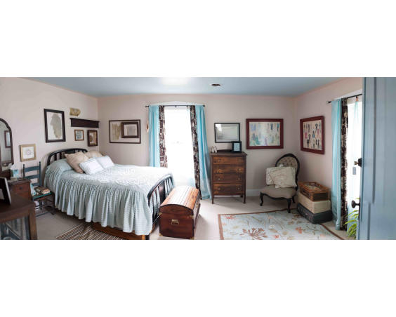 Chelsea Room at Marmalade Sky Bed & Breakfast