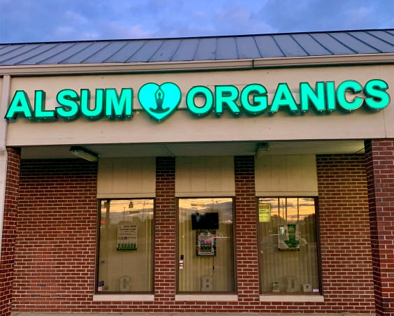 Alsum Organics- Front of Store
