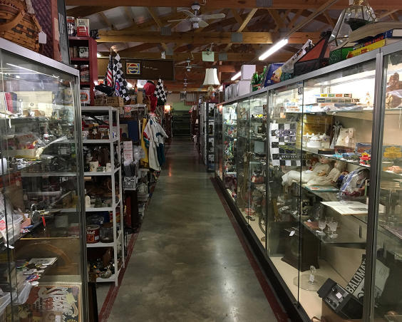 Gilley's Antique and Decorator Mall