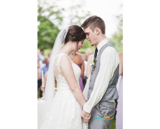 PhotoBee Photography - Wedding Couple