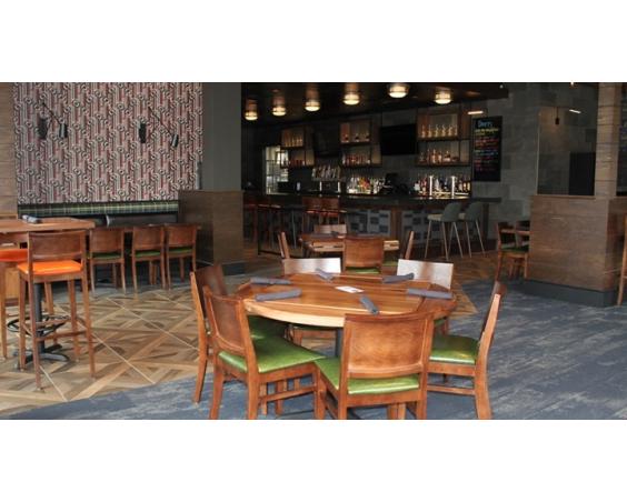 Bru Burger Brownsburg Interior