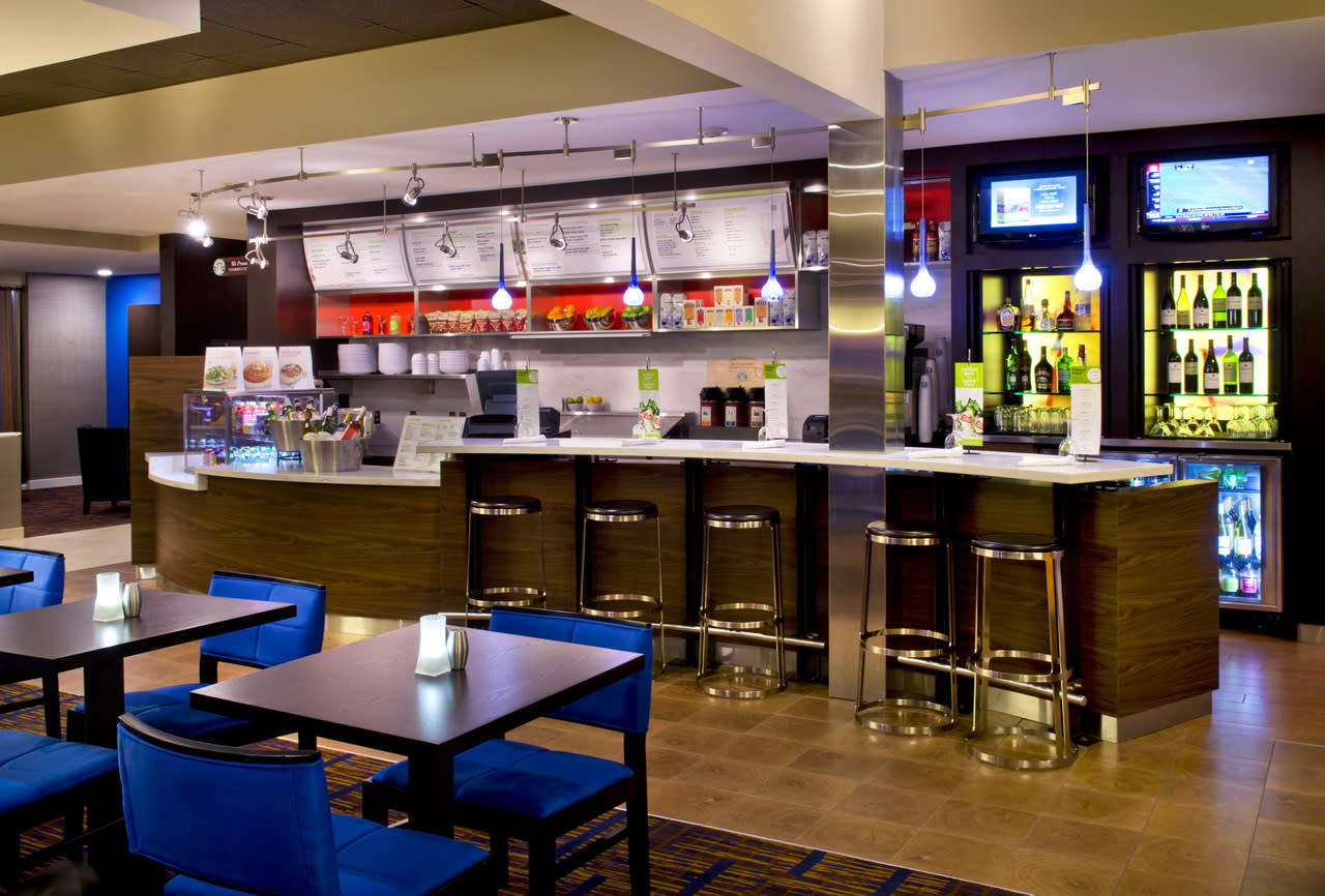 Courtyard By Marriott