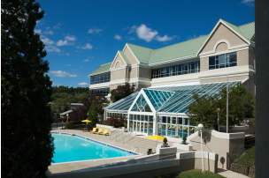 Poconos Resorts Treat Yourself To A World Class Experience