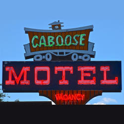 Caboose Motel Logo_SIgn