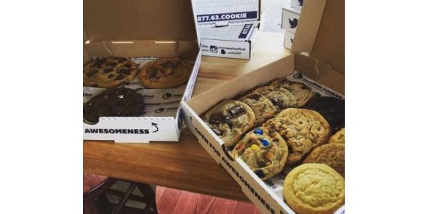 Insomnia Cookies