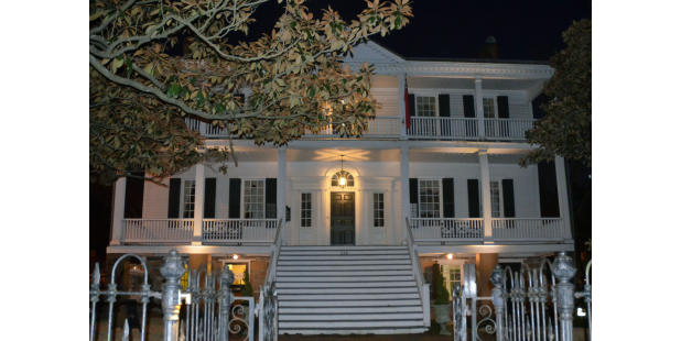 Night Tour At The Burgwin Wright House And Gardens